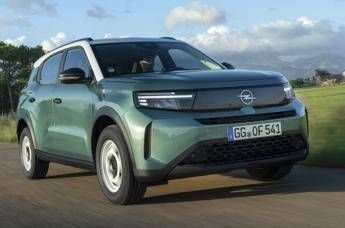 Opel Frontera, elettrico o ibrido un Suv per tutti