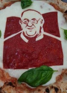 Papa Francesco, Errico Porzio: “Preparai pizza con volto Santo Padre e a lui piacque, era sempre attento a giovani”