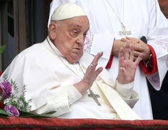 Papa Francesco e la facies hippocratica, Bassetti: “A Pasqua il suo viso parlava chiaro”