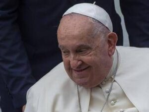 Papa Francesco, l’ultimo messaggio ai giovani in filmato inedito: “Imparate ad ascoltare”