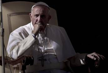 Papa Francesco, morte commuove il mondo: 200 milioni di interazioni social