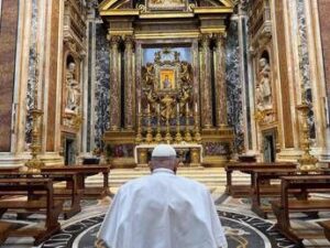Papa Francesco, nuovo blitz a sorpresa a Santa Maria Maggiore