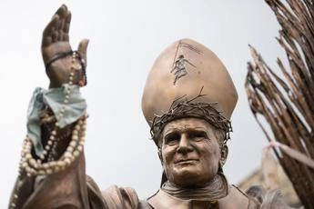 Papa Wojtyla, 20 anni fa la morte: chi era il Papa che cambiò la Storia