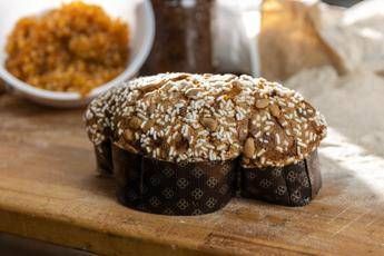 Pasqua 2025: Boom delle colombe artigianali a Roma