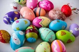 Pasqua 2025, per il pranzo la spesa quest’anno è da record