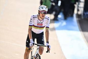 Pogacar, dopo la Parigi-Roubaix c’è il Giro. Ma la sua presenza è in dubbio