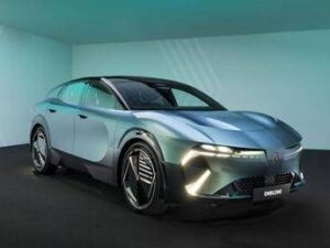 Renault Emblème, la demo-car a doppia alimentazione