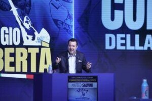 Salvini si ricandida al Viminale: “Parlerò con Meloni”. Ma Forza Italia frena