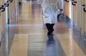 Sanità e liste d’attesa, sei italiani su dieci hanno dovuto rinunciare almeno a un esame