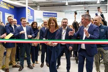 Sardegna, Metro Italia inaugura ad Olbia un nuovo modello di vendita multicanale