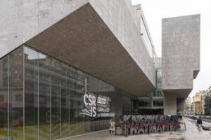Sostenibilità, Napoli svela il suo futuro sostenibile al Giro d’Italia della Csr