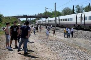 Spagna in ginocchio per blackout, il paese al buio: cosa sappiamo