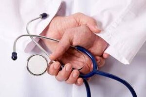 Tumori, oncologi e cardiologi: “Solo il 4,5% della spesa sanitaria è per la prevenzione”