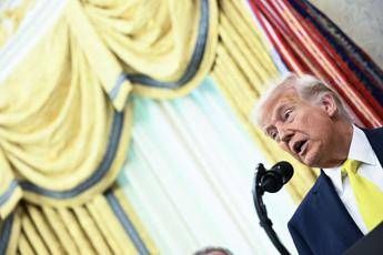 Ucraina-Russia, Trump avverte: “Se rendono negoziato difficile, ce ne andiamo”