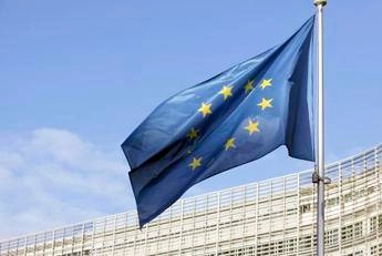 Ue risponde a Trump, arrivano i controdazi al 25% in attesa di negoziare