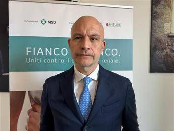 Urologo Minervini: “Chirurgia robotica scelta migliore per cancro rene”