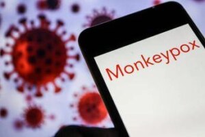 Vaiolo delle scimmie, è giallo per un caso di contagio nel Regno Unito