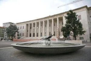 Aaron Engl trovato semi decapitato a Bolzano, non fu omicidio