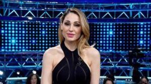 Anna Tatangelo, esce ‘Inferno’: “Sono una donna 2.0, dopo le difficoltà ora rinasco”