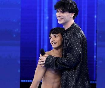 Ascolti tv, finale ‘Amici’ domina prime time domenica