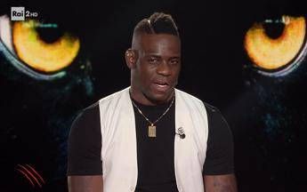 Balotelli a Belve, il ‘nemico’ nel calcio e la risposta a Mourinho