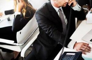 BlackRock richiama dirigenti in ufficio dallo smart working