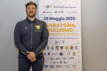 Bullismo, l’ex schermidore Aspromonte: “Lo sport aiuta a reagire e stare meglio”