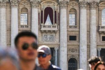 Conclave elegge il nuovo Papa, l’annuncio con l’habemus papam