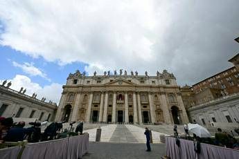 Conclave, secondo giorno di votazioni per eleggere il nuovo Papa