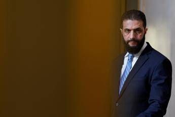 Da Al-Qaeda all’incontro con Trump, chi è al-Sharaa: l’ex jihadista diventato presidente della Siria