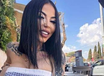 Denisa Maria Adas, svolta nel caso. Indagata la madre: “Sa chi l’ha rapita”