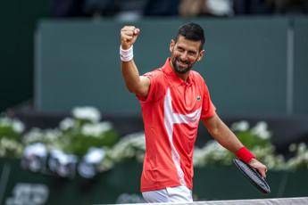 Djokovic oggi, live al Roland Garros 2025 contro McDonald. La diretta
