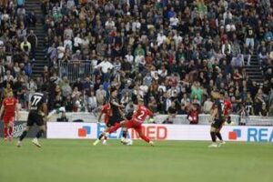 Fiorentina ko 2-1, il Venezia scavalca Empoli e Lecce nella corsa salvezza