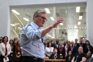 Gb, Financial Times: ipotesi Russia dietro attacchi a proprietà Starmer