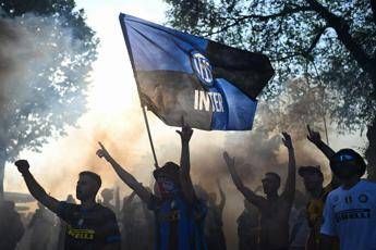 Inter-Psg, tensione tra tifosi a Monaco: scontri in metro e con la polizia – Video