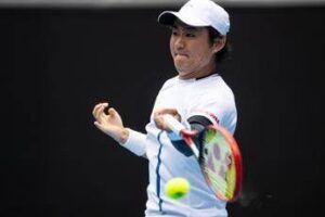Internazionali, la denuncia di Nishioka: “Offese da spettatori, non una novità”