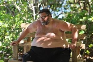 Isola dei Famosi, le difficoltà di Mario Adinolfi: il racconto del naufrago