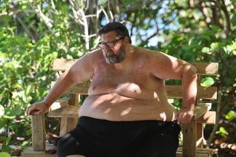 Isola dei Famosi, le difficoltà di Mario Adinolfi: il racconto del naufrago