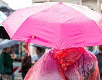 Maltempo, ancora temporali e vento forte sull’Italia: allerta arancione oggi in Lombardia