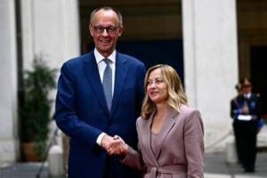 Meloni vede Merz: “Smentita assenza interesse di Berlino per l’Italia”