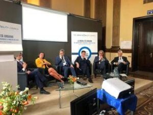 Mobilità, indagine: oltre un’ora al giorno per il tragitto casa-lavoro