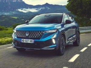 Nuovo Renault Austral alza il livello nel segmento C