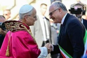 Roma, Papa Leone XIV in Campidoglio: “Per voi e con voi sono romano”