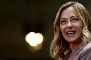 Sondaggio partiti, Vis Factor-Emg: FdI primo, avanzano Pd, Forza Italia e Avs. Meloni leader con più consensi