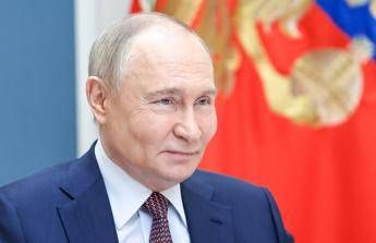 Trump-Putin, auguri tra nonni e dialogo su Ucraina: la telefonata secondo Mosca