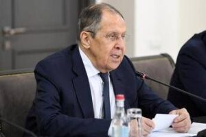 Ucraina, Russia: “Irrealistici colloqui in Vaticano”. Trump: “Concluso importante scambio prigionieri”
