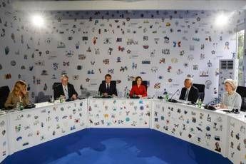 Ucraina, summit volenterosi senza Meloni. La premier: “Noi coerenti, no invio truppe”