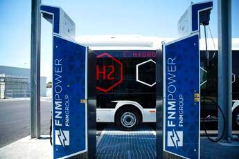 A Carugate presentata la prima stazione di rifornimento a idrogeno, entro l’anno saranno 5