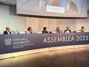 Biotech, Assobiotec: “Settore strategico da 47,5 mld euro l’anno, 2,23% del Pil”