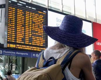 Caos treni, ritardi fino a un’ora per guasto su Alta Velocità Napoli-Roma